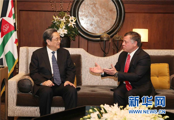 11月9日，正在約旦進(jìn)行正式友好訪問的全國政協(xié)主席俞正聲在安曼會(huì)見約旦國王阿卜杜拉二世。 新華社記者 劉衛(wèi)兵 攝 
