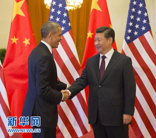 11月12日，國家主席習(xí)近平在北京人民大會(huì)堂舉行歡迎儀式，歡迎美國總統(tǒng)奧巴馬對(duì)中國進(jìn)行國事訪問。 新華社記者 李學(xué)仁 攝