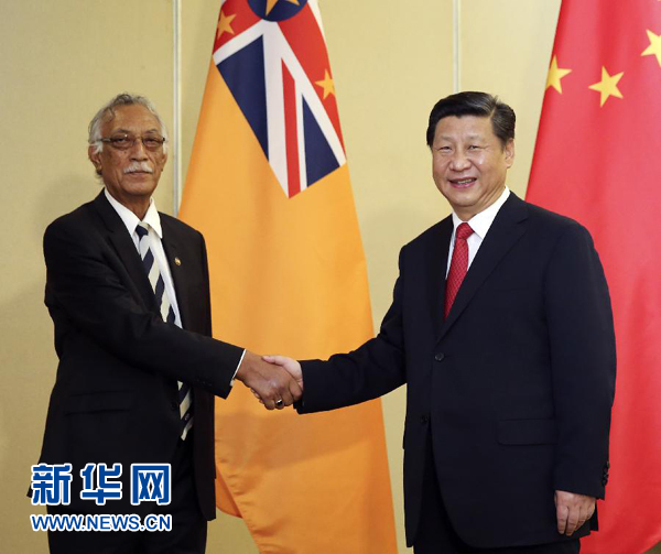 11月22日，國家主席習(xí)近平在斐濟(jì)楠迪會(huì)見紐?？偫硭?。新華社記者姚大偉攝 