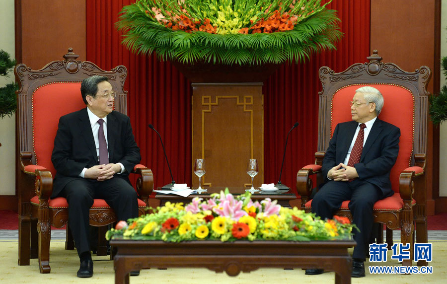 12月25日至27日，中共中央政治局常委、全國政協主席俞正聲對越南進行正式訪問。這是12月26日，俞正聲在河內會見越共中央總書記阮富仲。 新華社記者馬占成攝