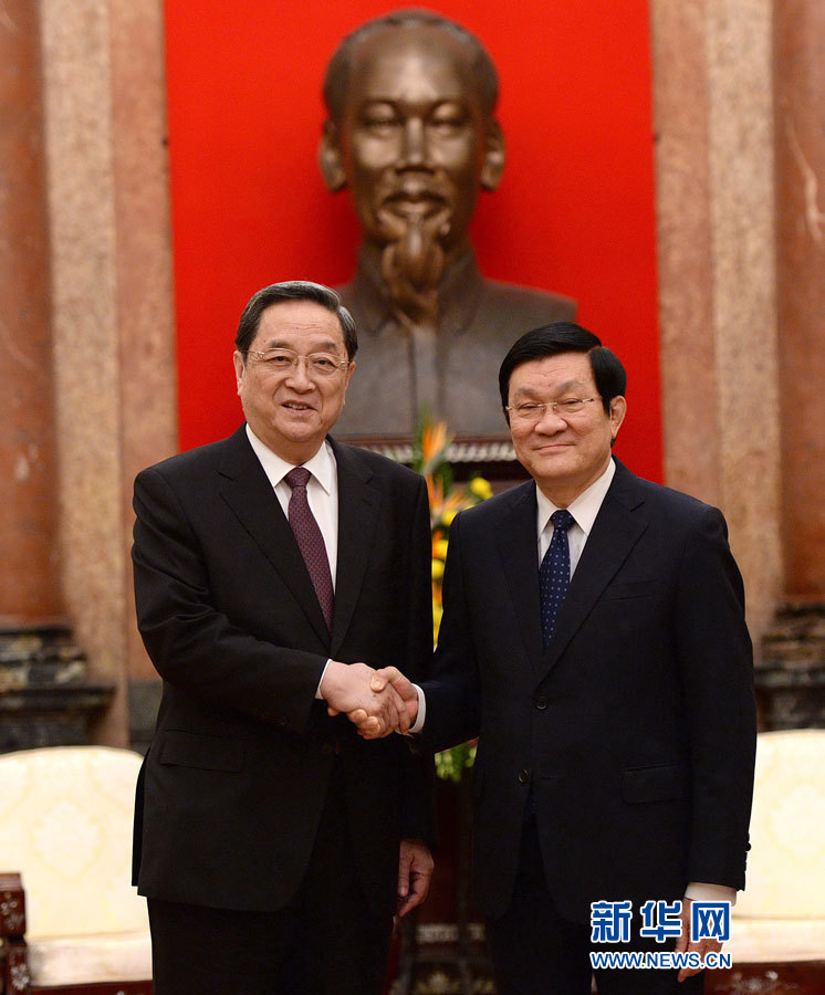 12月25日至27日，中共中央政治局常委、全國政協主席俞正聲對越南進行正式訪問。這是12月26日，俞正聲在河內會見越南國家主席張晉創(chuàng)。 新華社記者馬占成攝