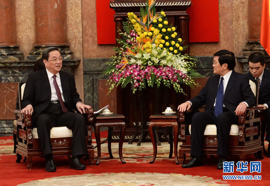 12月25日至27日，中共中央政治局常委、全國政協主席俞正聲對越南進行正式訪問。這是12月26日，俞正聲在河內會見越南國家主席張晉創(chuàng)。 新華社記者劉建生攝