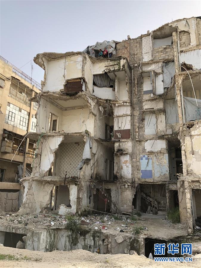 （國(guó)際&middot;圖文互動(dòng)）（2）上學(xué)夢(mèng)何處安放&mdash;&mdash;敘利亞女孩阿明娜的危樓生活