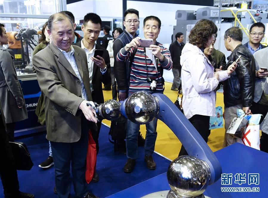 （新華全媒頭條&middot;聚焦進(jìn)口博覽會(huì)&middot;圖文互動(dòng)）（6）在開放中匯聚強(qiáng)勁動(dòng)能&mdash;&mdash;從首屆進(jìn)博會(huì)觀察全球創(chuàng)新發(fā)展走向