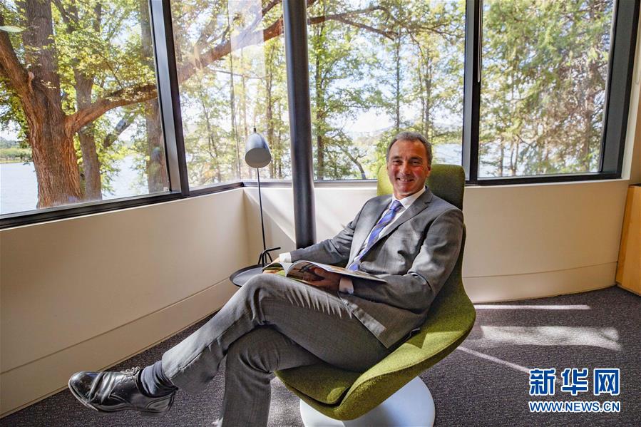 (國際·亞洲文明對(duì)話大會(huì)·圖文互動(dòng))專訪:文明之間的對(duì)話讓世界變得更好——訪澳大利亞國家博物館館長馬修·特林卡