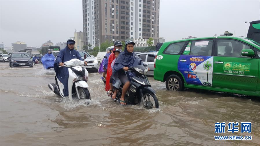 (國(guó)際)(2)臺(tái)風(fēng)“韋帕”登陸越南致5人傷亡15人失蹤