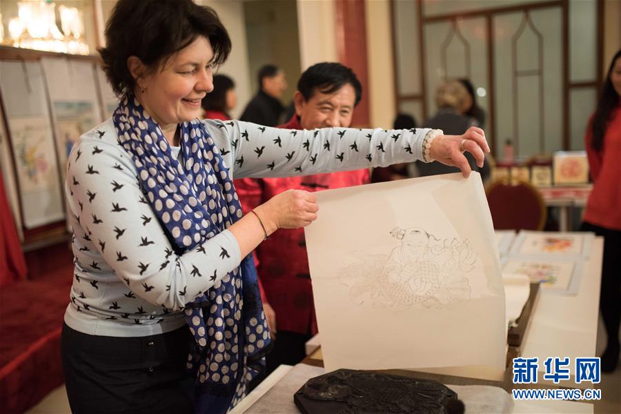 （新華全媒頭條&middot;圖文互動(dòng)）（4）特稿：新時(shí)代 新典范 新航程&mdash;&mdash;寫(xiě)在中俄建交70周年之際