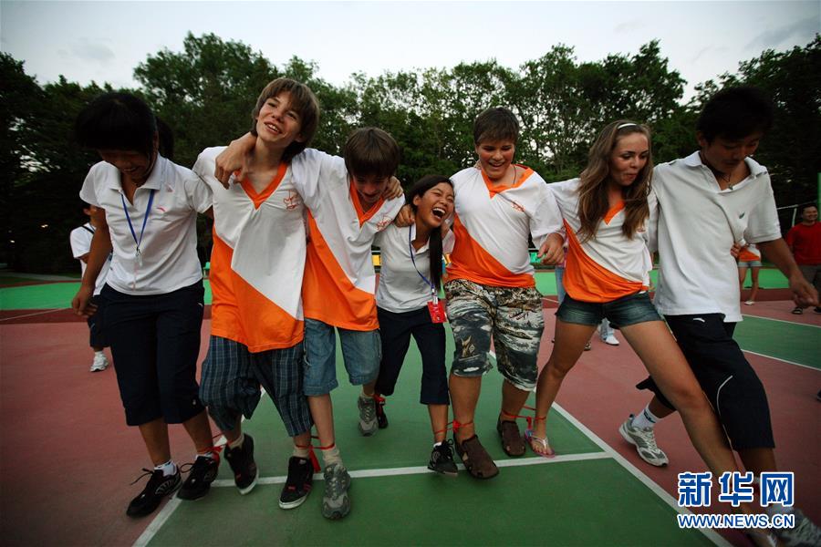 （新華全媒頭條&middot;圖文互動(dòng)）（3）特稿：新時(shí)代 新典范 新航程&mdash;&mdash;寫(xiě)在中俄建交70周年之際