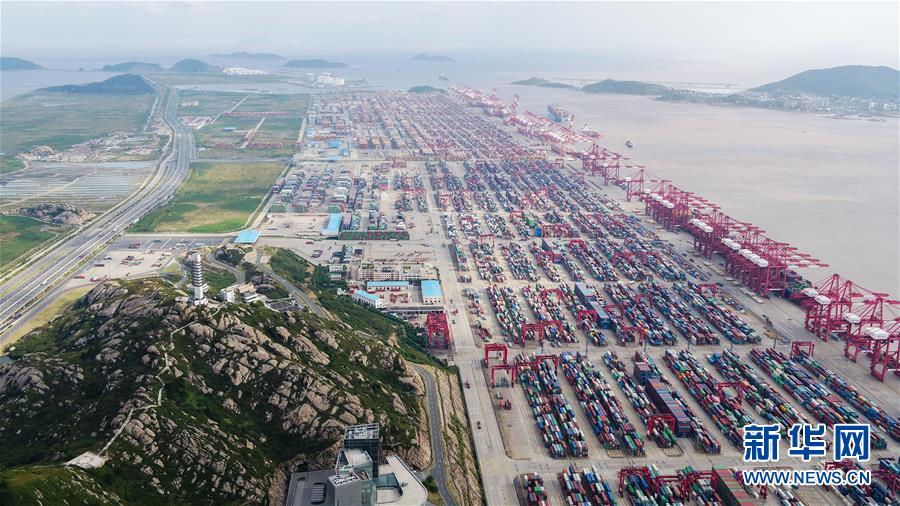 （新華全媒頭條&middot;第二屆進(jìn)博會(huì)&middot;圖文互動(dòng)）（8）進(jìn)博之光輝耀世界 &mdash;&mdash;寫(xiě)在第二屆中國(guó)國(guó)際進(jìn)口博覽會(huì)開(kāi)幕之際