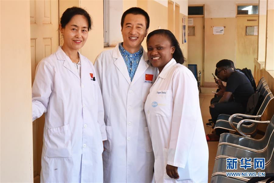 (國際·圖文互動)(1)通訊:《中喀一家人》——贈別中國醫(yī)療隊員的非洲旋律