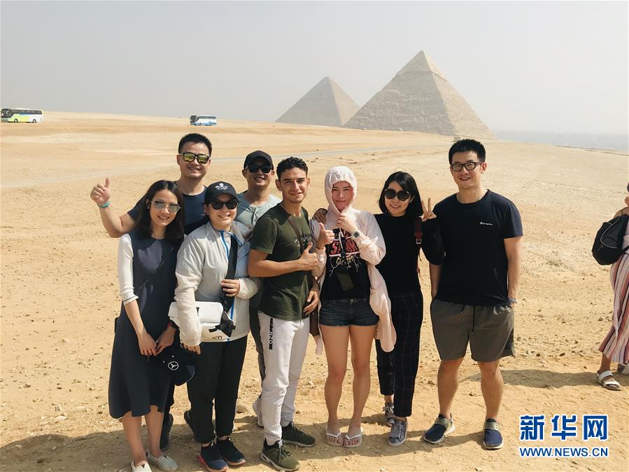 (國際·圖文互動)(2)通訊:埃及中文導(dǎo)游的“小確幸”