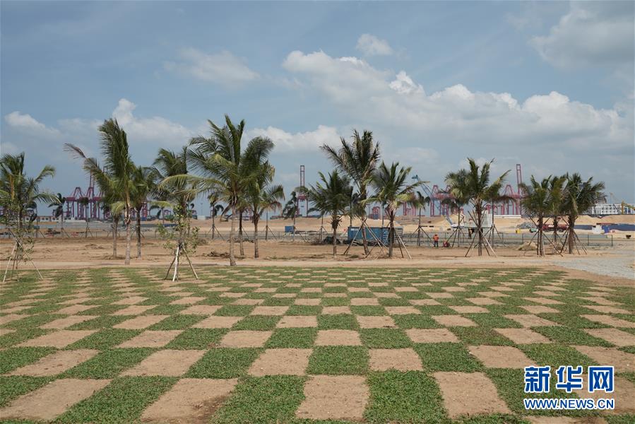 （國際&middot;圖文互動）（2）通訊：春節(jié)，&ldquo;是工期而不是假期&rdquo;&mdash;&mdash;記科倫坡港口城的中國建設(shè)者