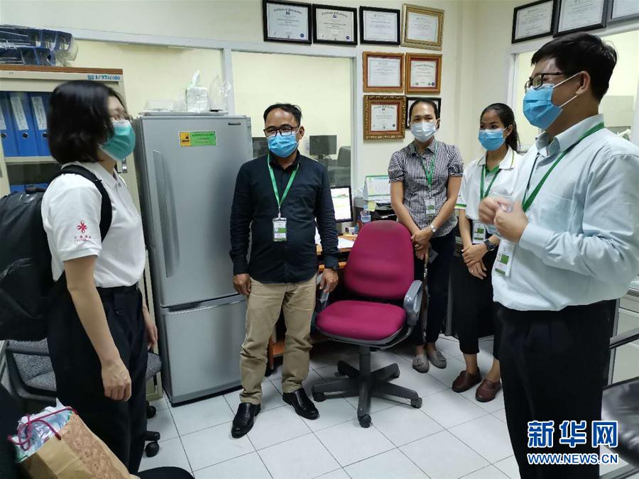 (國際疫情·圖文互動(dòng))(6)通訊:“與病毒賽跑”——記中國援柬埔寨專家戰(zhàn)“疫”