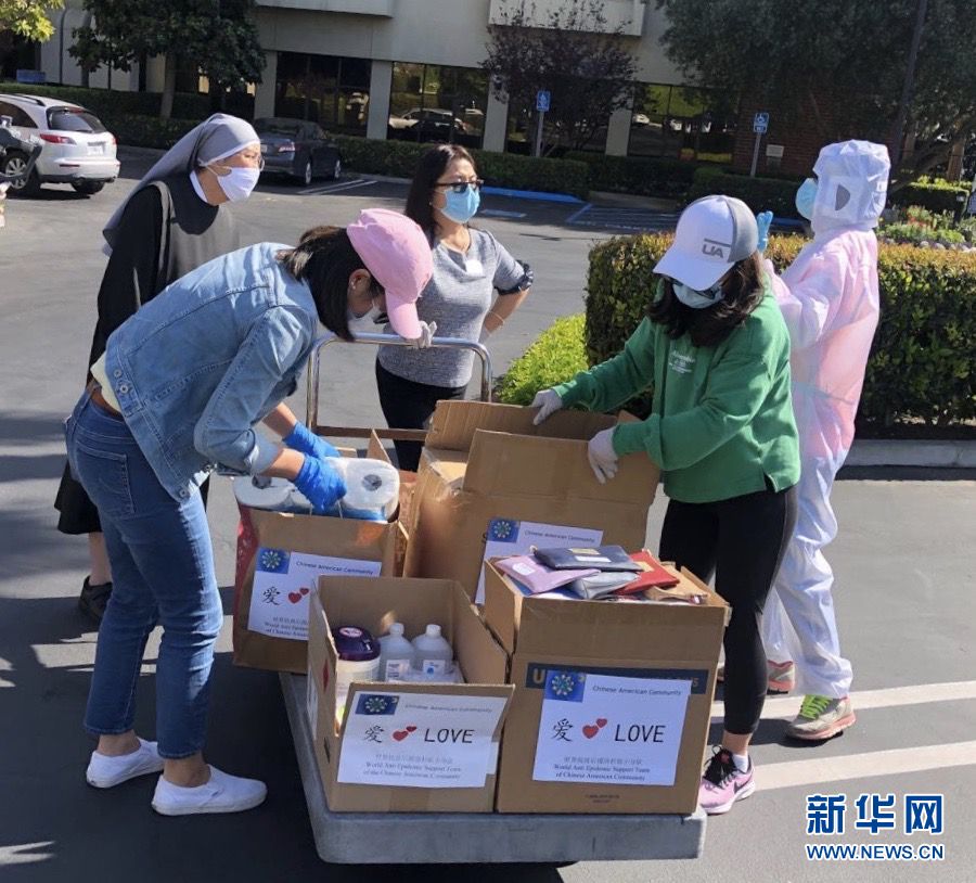 （國際疫情&middot;圖文互動）（1）通訊：一個微信群里的抗疫故事