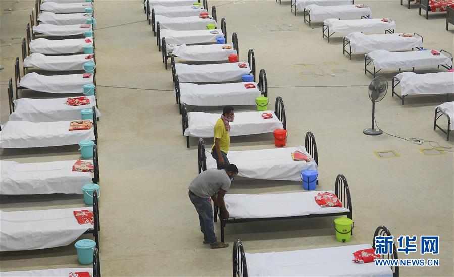 (國際疫情)(1) 印度新冠確診病例突破20萬 專家認(rèn)為疫情高峰尚未到來