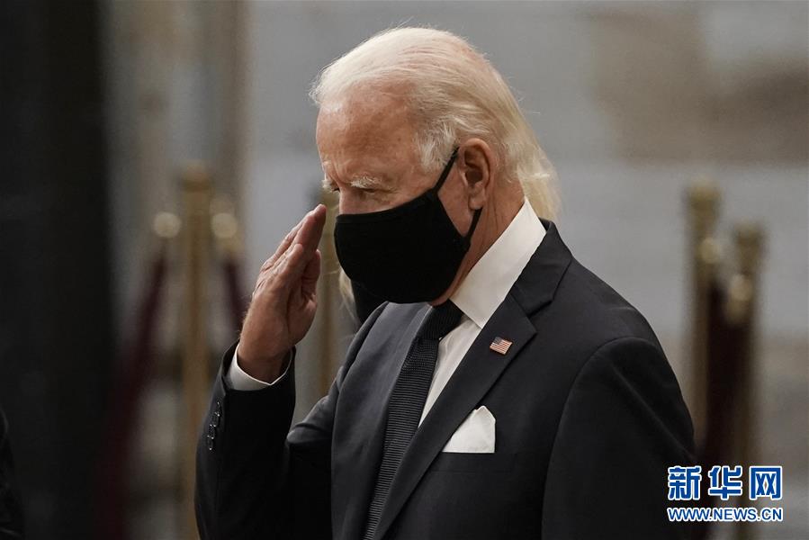 (國際)美民主黨總統(tǒng)候選人拜登和夫人新冠病毒檢測(cè)結(jié)果呈陰性