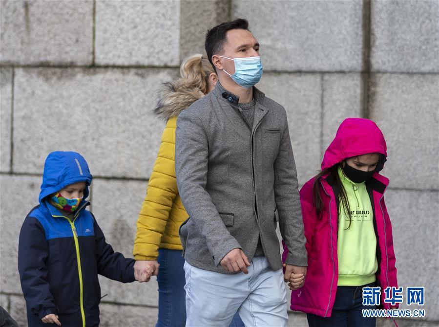 (國(guó)際疫情)(2)英國(guó)新冠確診病例數(shù)過(guò)百萬(wàn) 計(jì)劃再度實(shí)施“禁足”措施