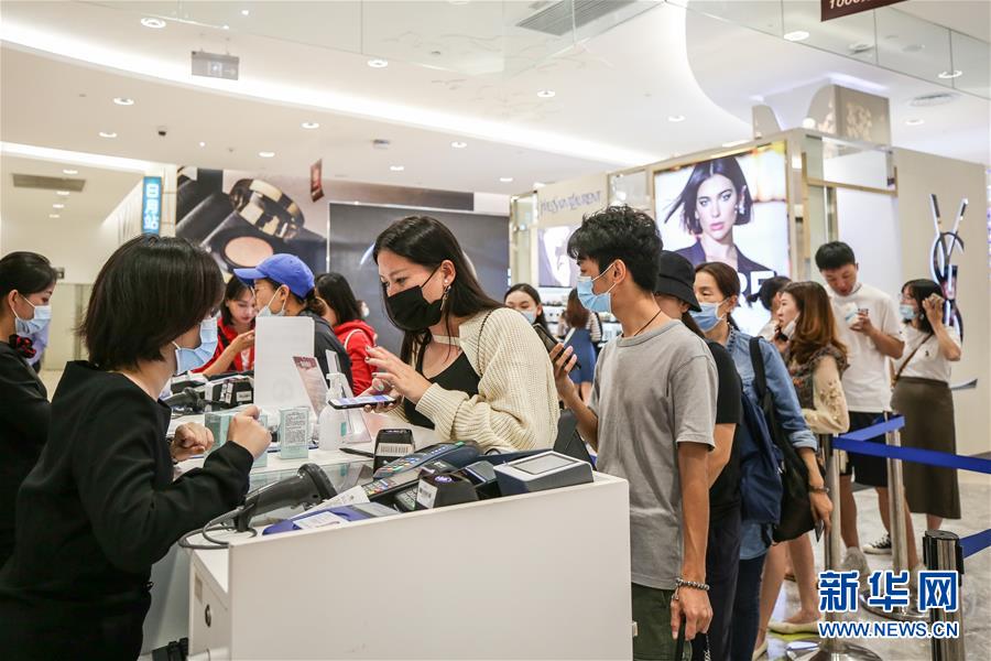 （新華全媒頭條&middot;圖文互動(dòng)）（4）海納百川共揚(yáng)帆&mdash;&mdash;黨的十九大以來(lái)以習(xí)近平同志為核心的黨中央引領(lǐng)中國(guó)高水平對(duì)外開(kāi)放紀(jì)實(shí)