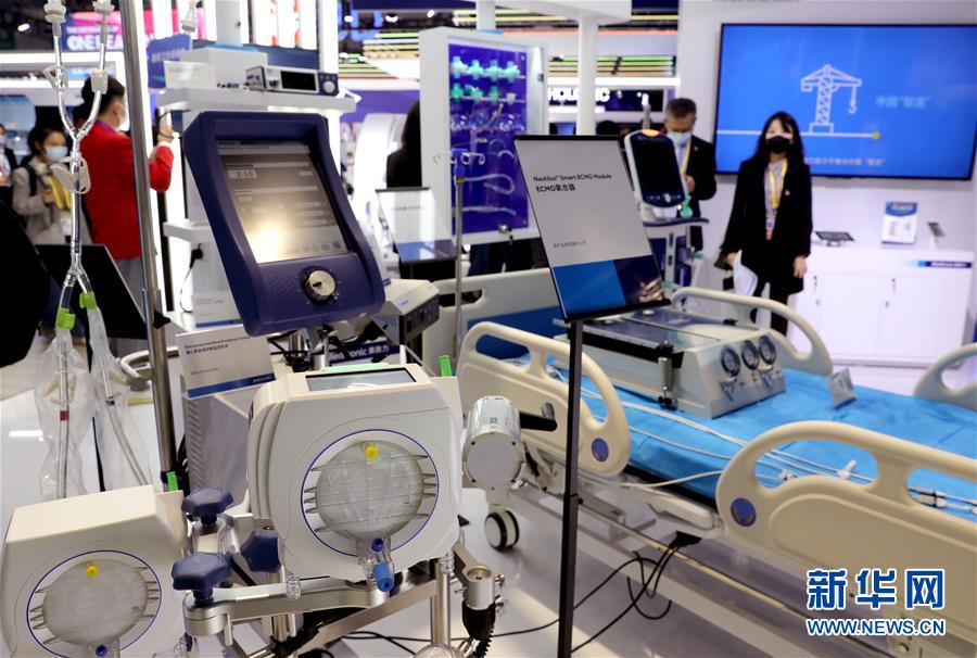 （第三屆進博會&middot;圖文互動）（10）新疫苗、新療法，進博會最&ldquo;火爆&rdquo;展區(qū)見聞