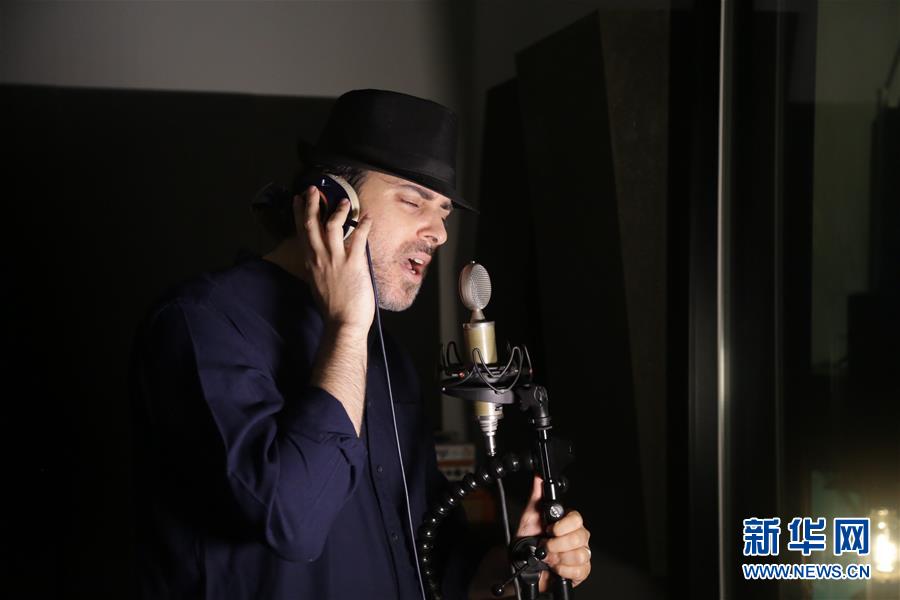 （海外抗疫故事&middot;圖文互動(dòng)）（3）通訊：用原創(chuàng)音樂支持中國(guó)抗擊新冠疫情的以色列歌手