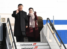 習(xí)近平對(duì)瑞士進(jìn)行國(guó)事訪問、出席世界經(jīng)濟(jì)論壇2017年年會(huì)并訪問瑞士國(guó)際組織（2017.1.15-2017.1.18）