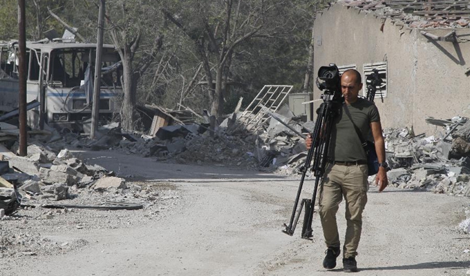 假如真有化武，我們?cè)趺纯赡苓€站在這里？&mdash;&mdash;來(lái)自敘利亞人的追問