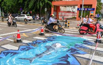 &ldquo;海洋世界&rdquo;3D立體斑馬線亮相?？? />  
<div>“海洋世界”3D立體斑馬線亮相?？?/div>
</a> 
</div>
<div   id=