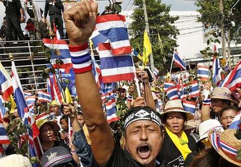 泰國政斗進(jìn)入下半場:洗牌重來？