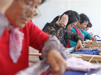 &ldquo;盛京滿繡&rdquo;助力鄉(xiāng)村脫貧